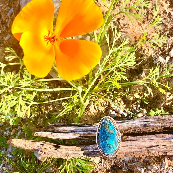 Inlaid Turquoise Handcrafted Southwestern Sterling Silver Ring - Picture 4 of 13